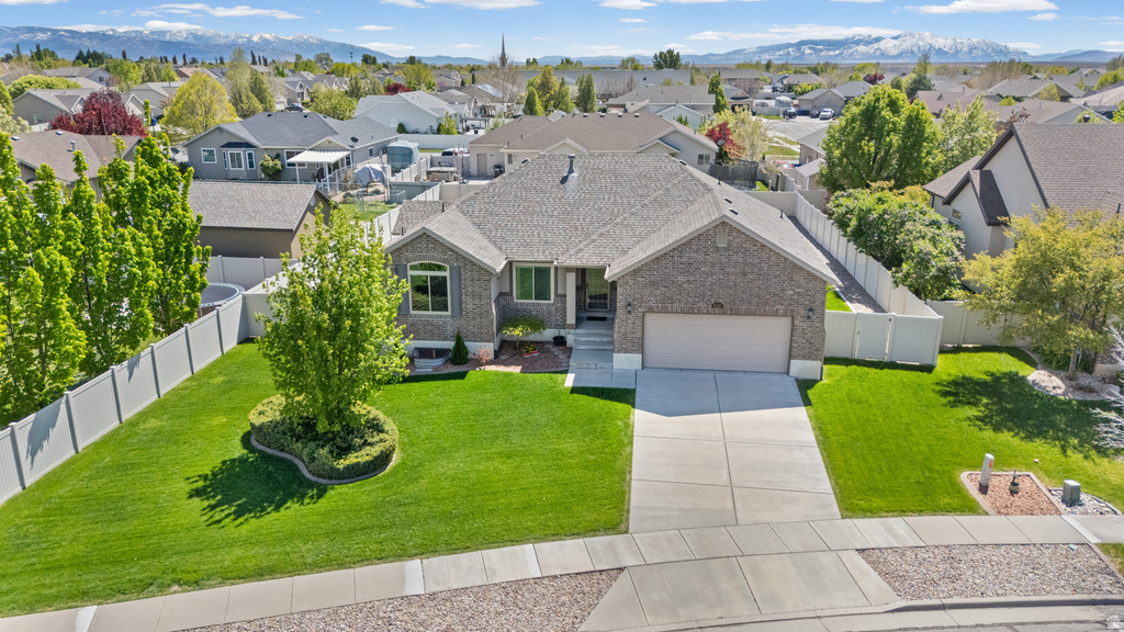 1257 W 2850 S Syracuse, UT 84075