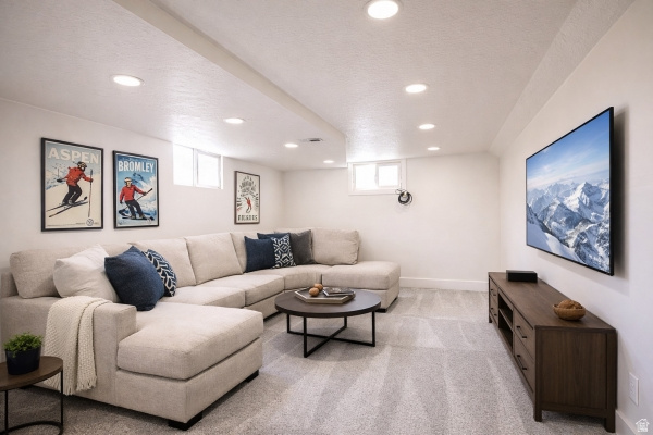 321 S 700 E Clearfield, UT 84015