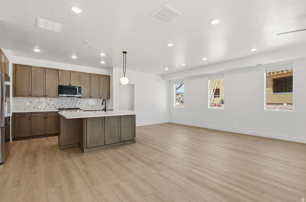 170 N CHAPARRAL DR photo 3
