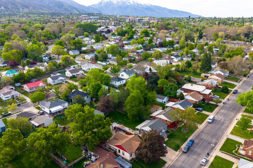 3850 MADISON AVE South Ogden, UT 84403