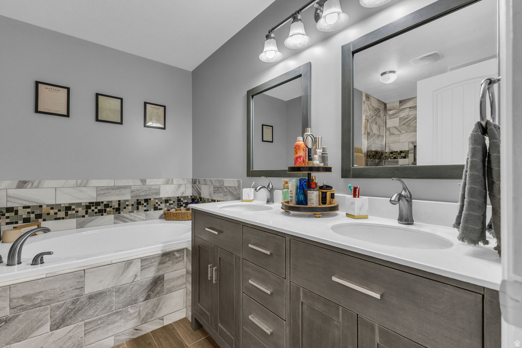 943 FARMINGTON XING Farmington, UT 84025