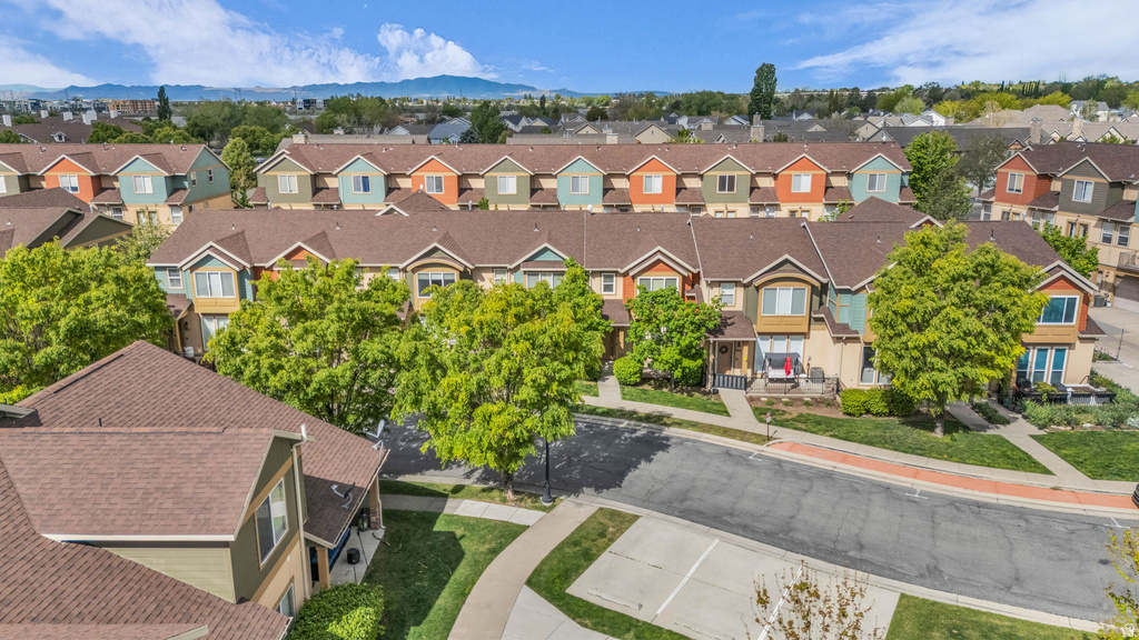 943 FARMINGTON XING Farmington, UT 84025