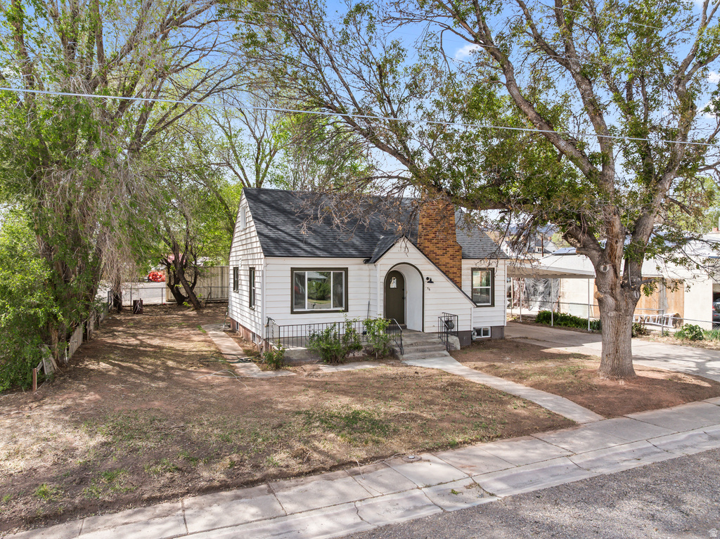 56 S 500 E Richfield, UT 84701