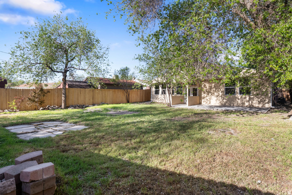 1163 S MONTGOMERY ST Salt Lake City, UT 84104