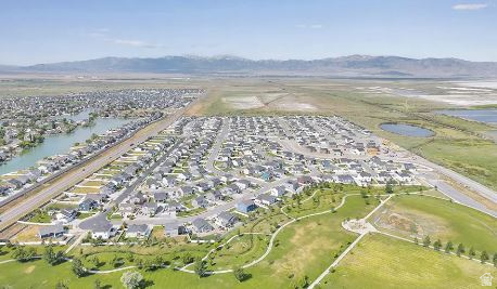 6688 N 72 W #1302 Stansbury Park, UT 84074