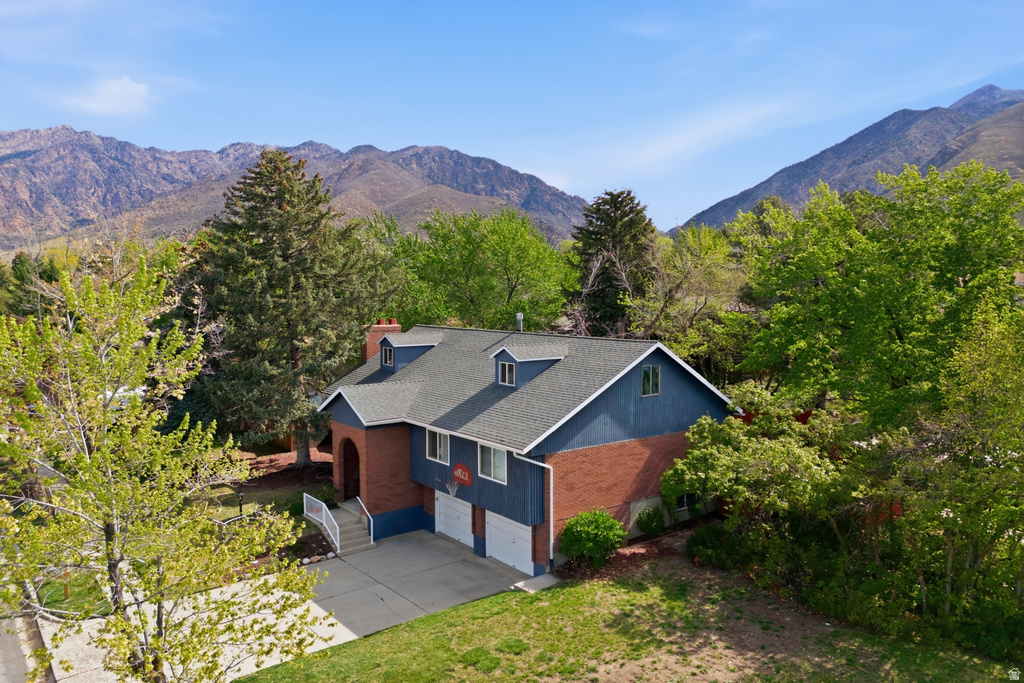 7713 S BRIGHTON WAY Cottonwood Heights, UT 84121