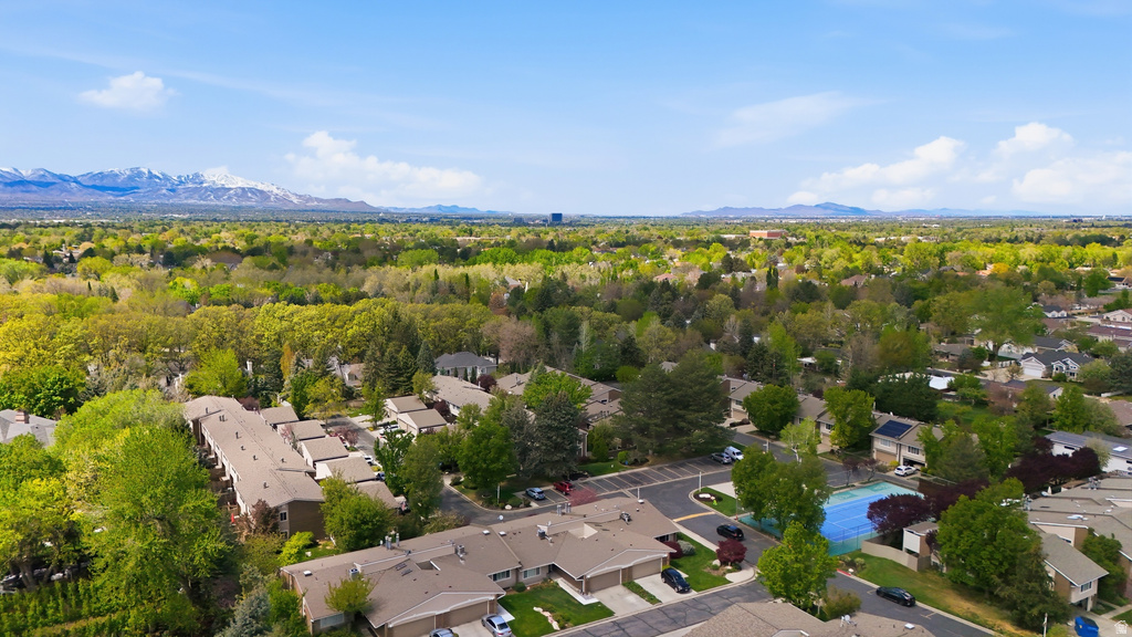 6324 S FIESTA WAY Salt Lake City, UT 84121
