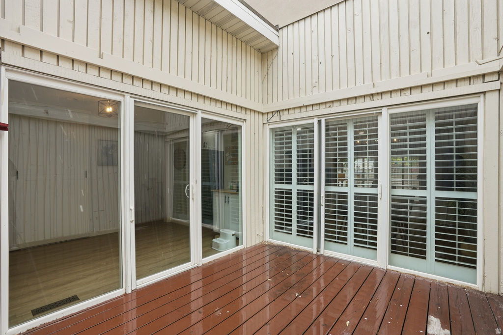 6324 S FIESTA WAY Salt Lake City, UT 84121