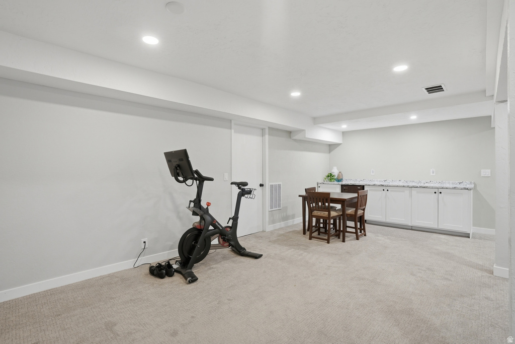 6324 S FIESTA WAY Salt Lake City, UT 84121