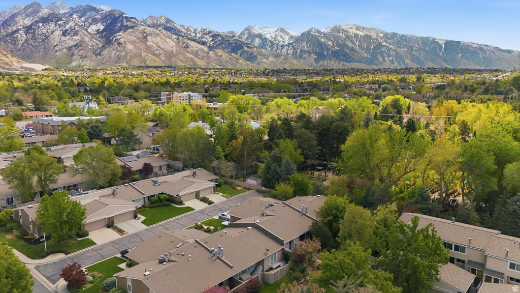 6324 S FIESTA WAY Salt Lake City, UT 84121