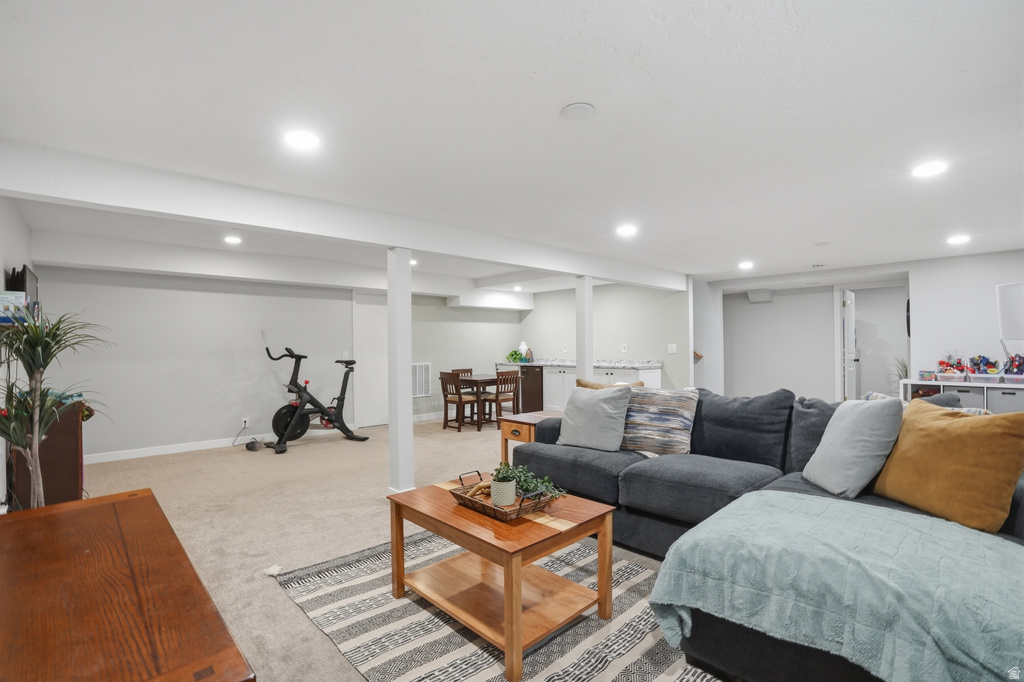 6324 S FIESTA WAY Salt Lake City, UT 84121