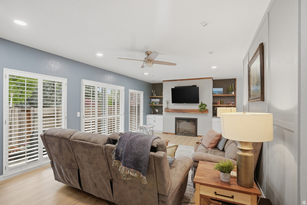 6324 S FIESTA WAY Salt Lake City, UT 84121