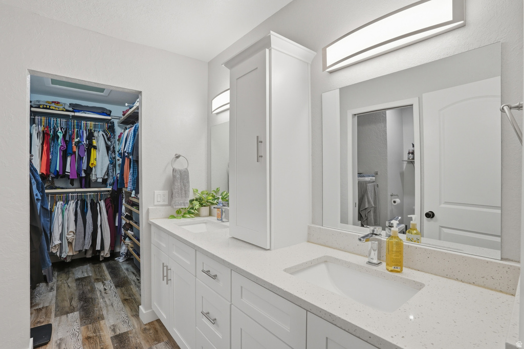 6324 S FIESTA WAY Salt Lake City, UT 84121