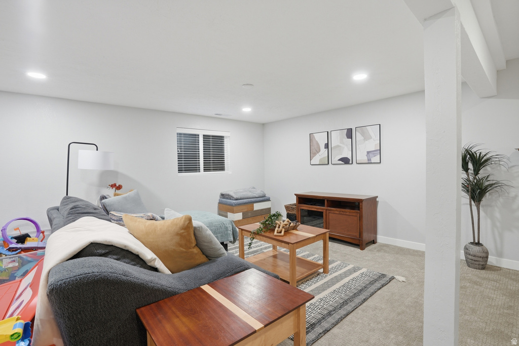 6324 S FIESTA WAY Salt Lake City, UT 84121