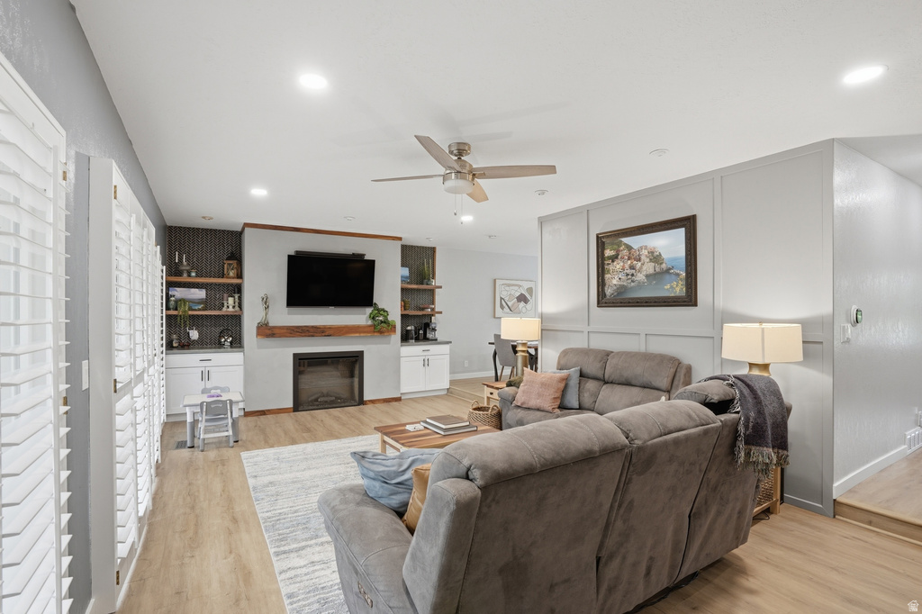 6324 S FIESTA WAY Salt Lake City, UT 84121