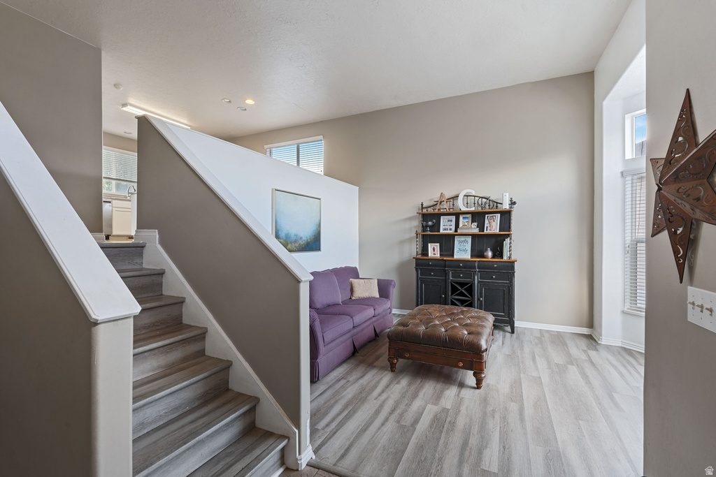 595 N BANBURY CIR North Salt Lake, UT 84054