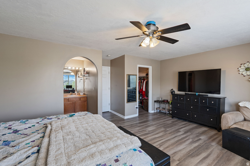 595 N BANBURY CIR North Salt Lake, UT 84054