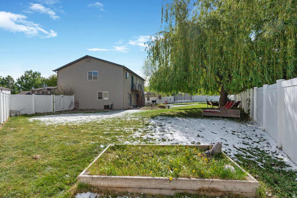 595 N BANBURY CIR North Salt Lake, UT 84054