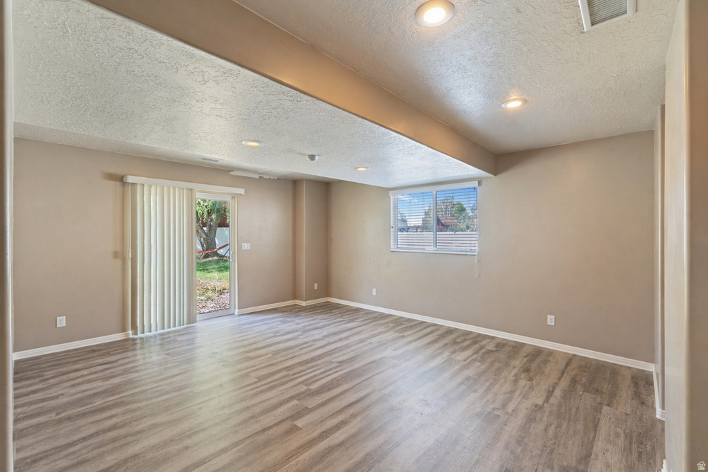 595 N BANBURY CIR North Salt Lake, UT 84054