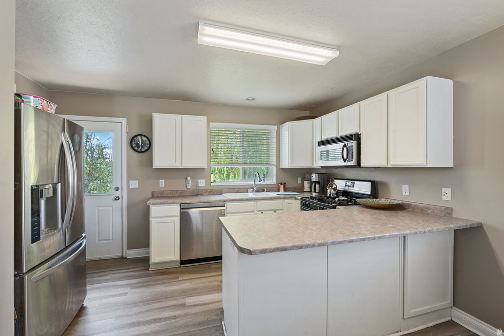 595 N BANBURY CIR North Salt Lake, UT 84054