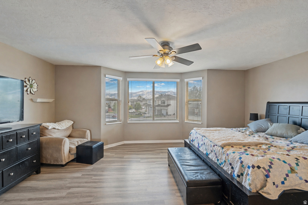 595 N BANBURY CIR North Salt Lake, UT 84054