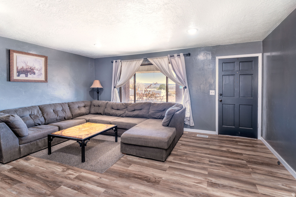 4597 W HILLSIDE DR Vernal, UT 84078