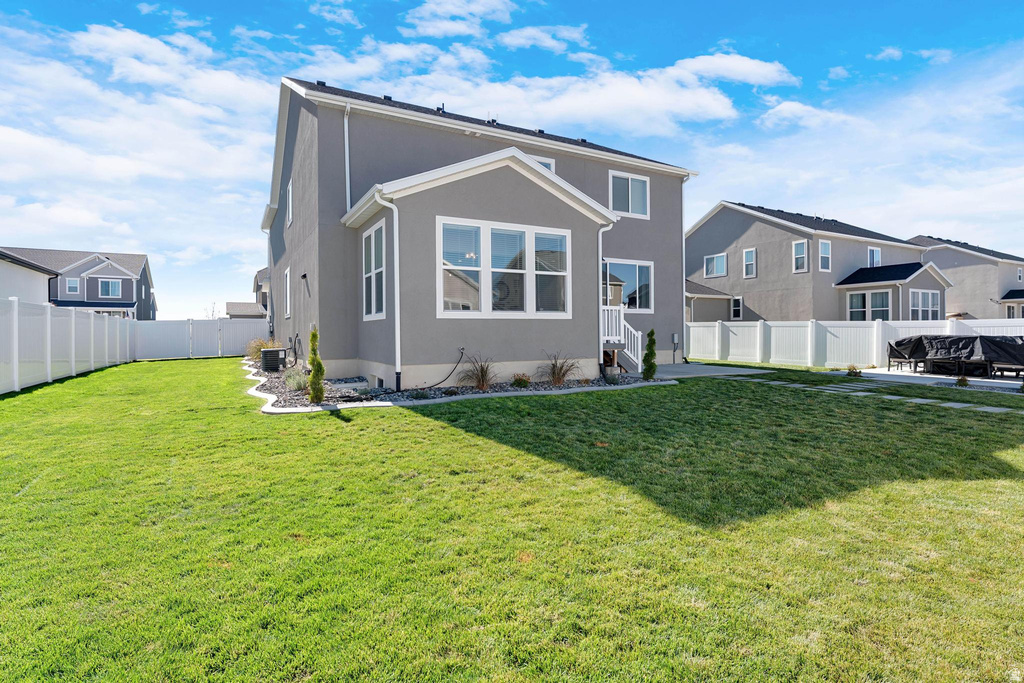 1077 E POSTMARK PL #319 Eagle Mountain, UT 84005