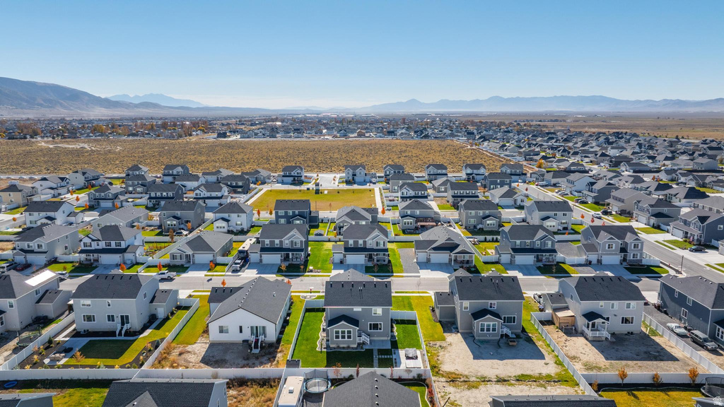 1077 E POSTMARK PL #319 Eagle Mountain, UT 84005