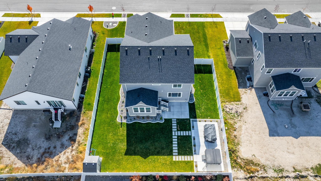 1077 E POSTMARK PL #319 Eagle Mountain, UT 84005