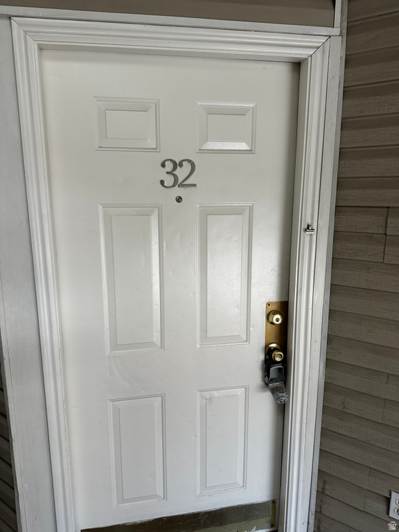 885 E MEADOW PINE CT #32 Salt Lake City, UT 84106