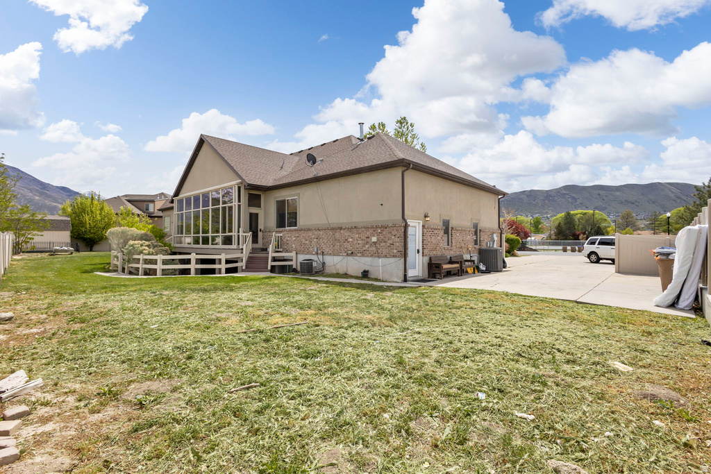 217 E SCENIC PEAK CV Draper, UT 84020