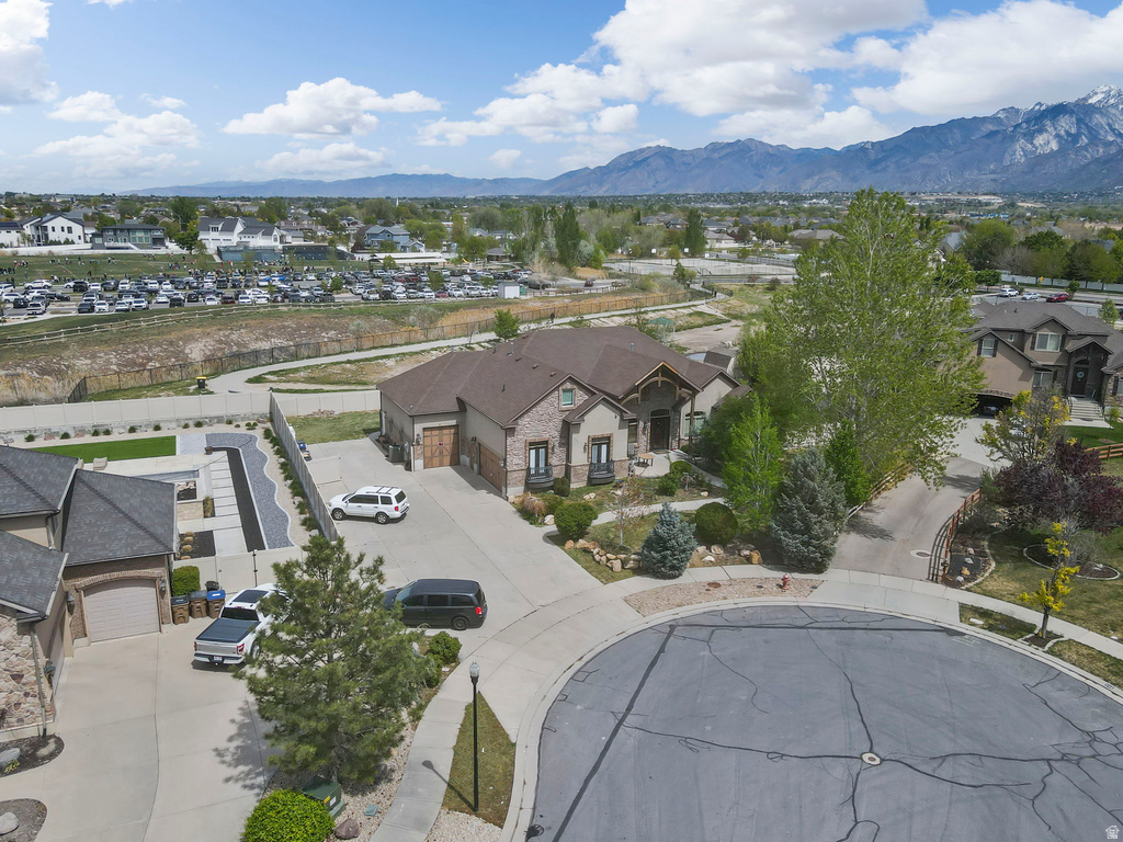 217 E SCENIC PEAK CV Draper, UT 84020