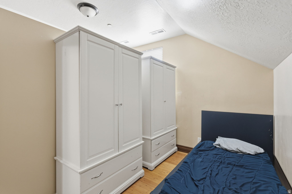 217 E SCENIC PEAK CV Draper, UT 84020