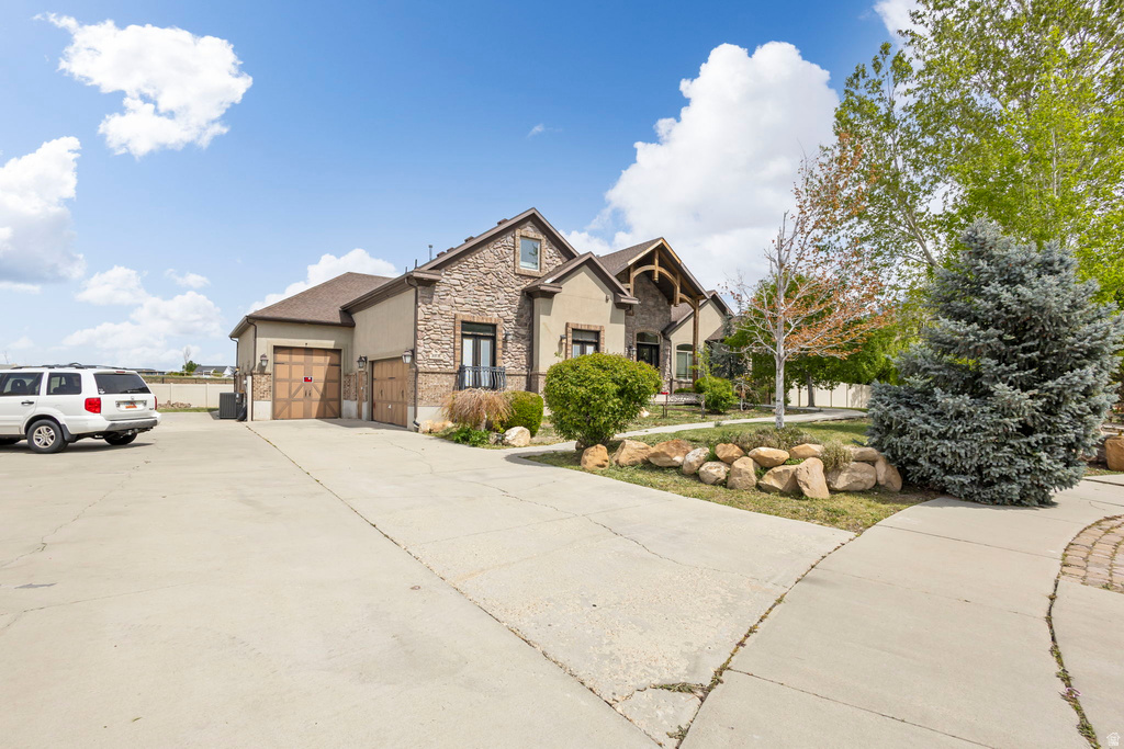 217 E SCENIC PEAK CV Draper, UT 84020