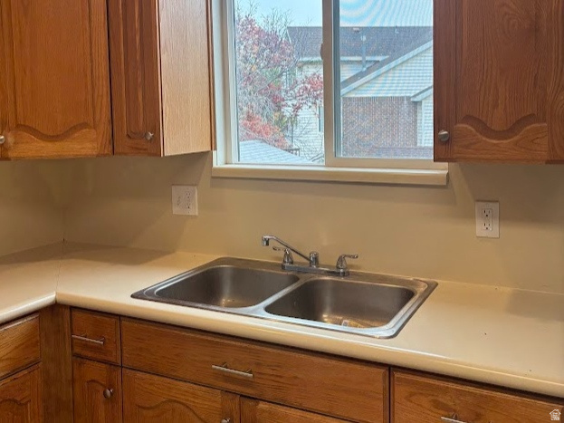 7242 S CALLIE DR West Jordan, UT 84084