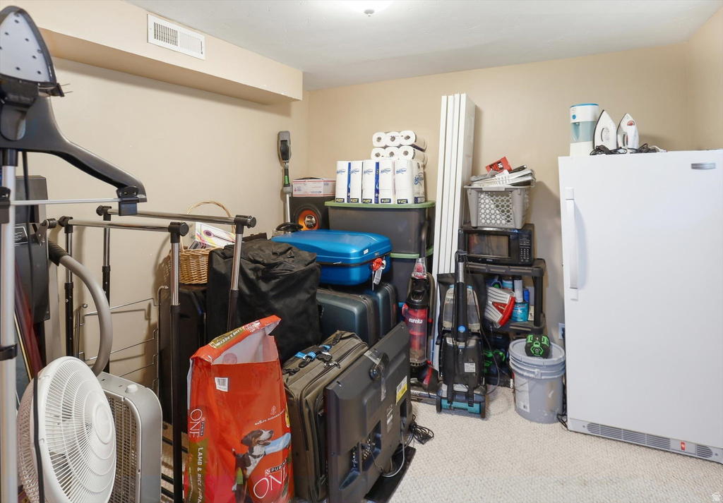 4697 S 2025 W Roy, UT 84067