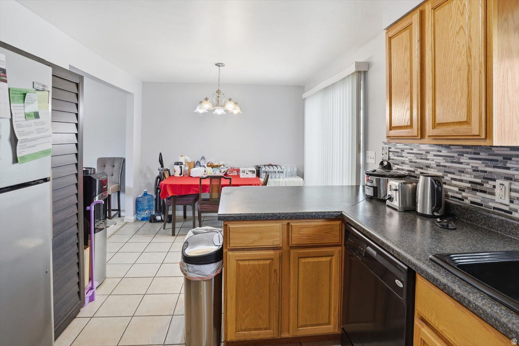 4697 S 2025 W Roy, UT 84067