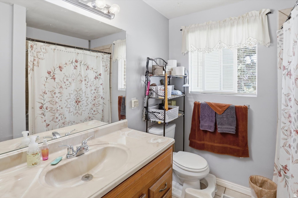 4697 S 2025 W Roy, UT 84067