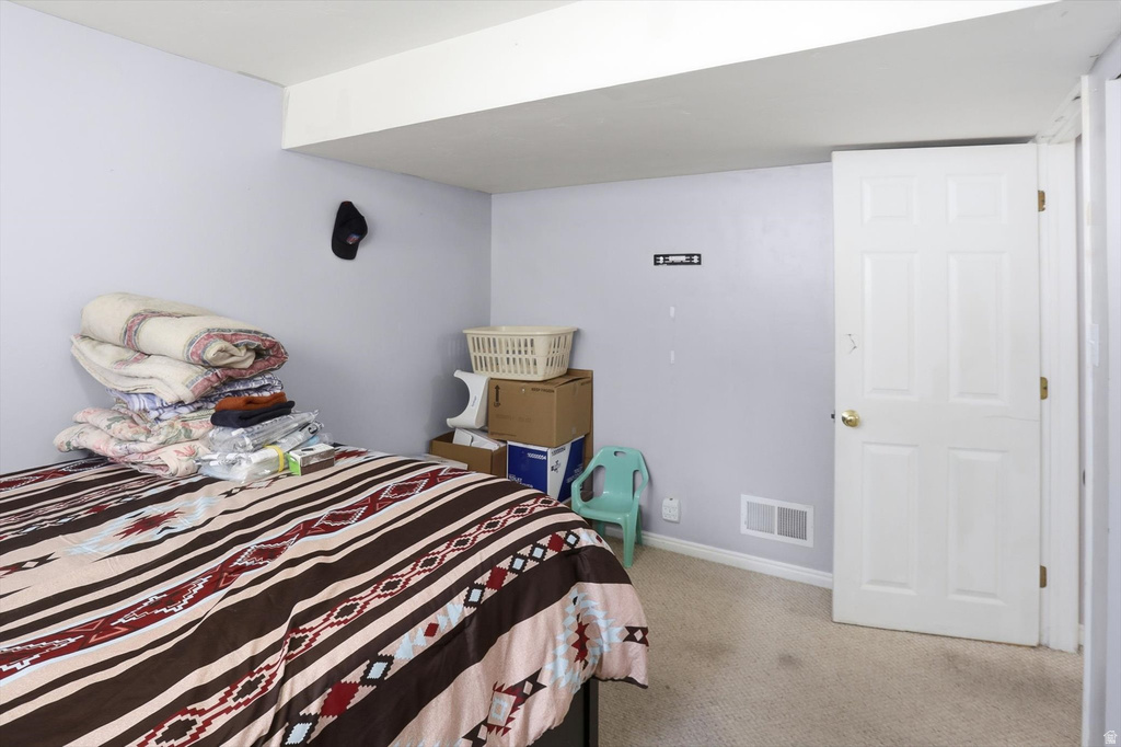 4697 S 2025 W Roy, UT 84067