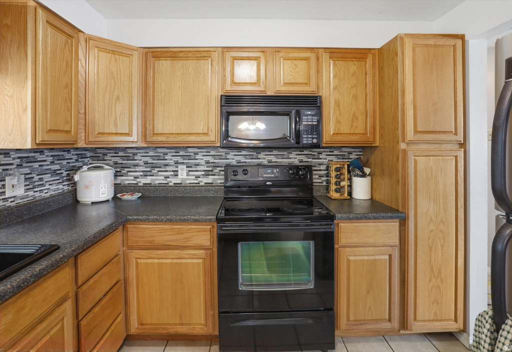 4697 S 2025 W Roy, UT 84067