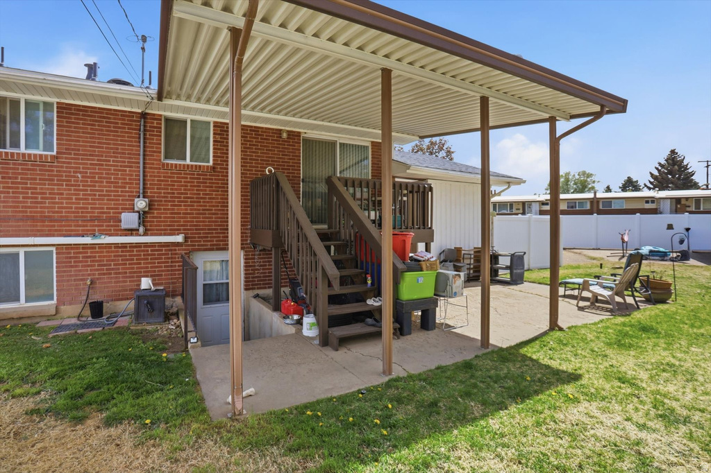 4697 S 2025 W Roy, UT 84067