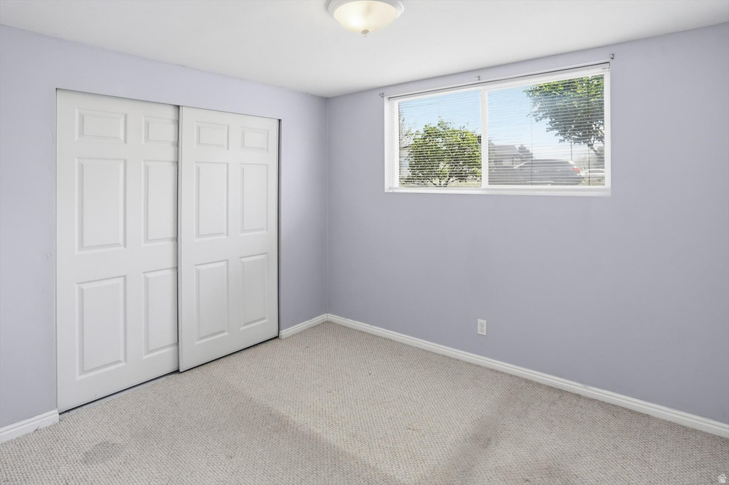 4697 S 2025 W Roy, UT 84067