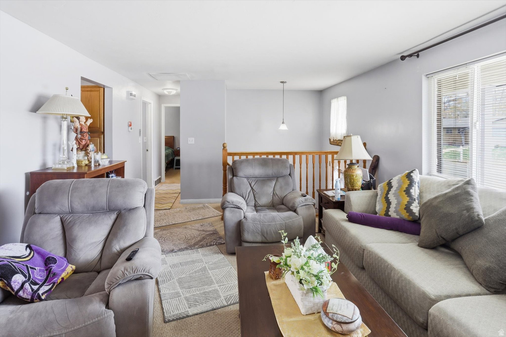 4697 S 2025 W Roy, UT 84067