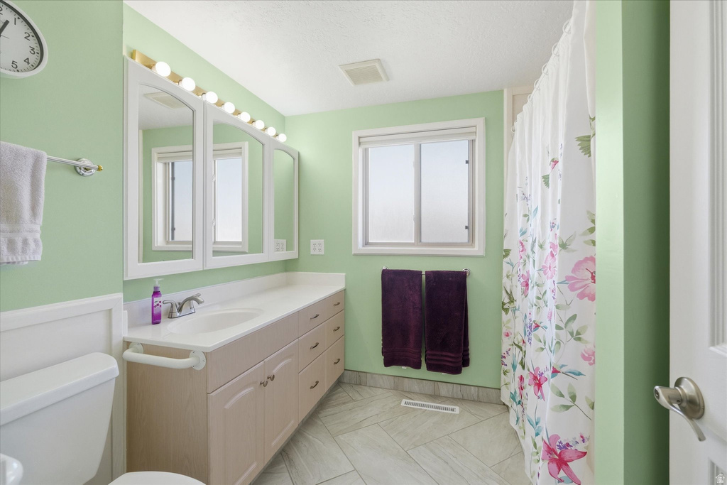 1347 E JUNIPER DR Logan, UT 84321