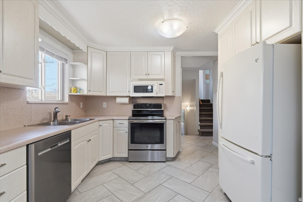 1347 E JUNIPER DR Logan, UT 84321