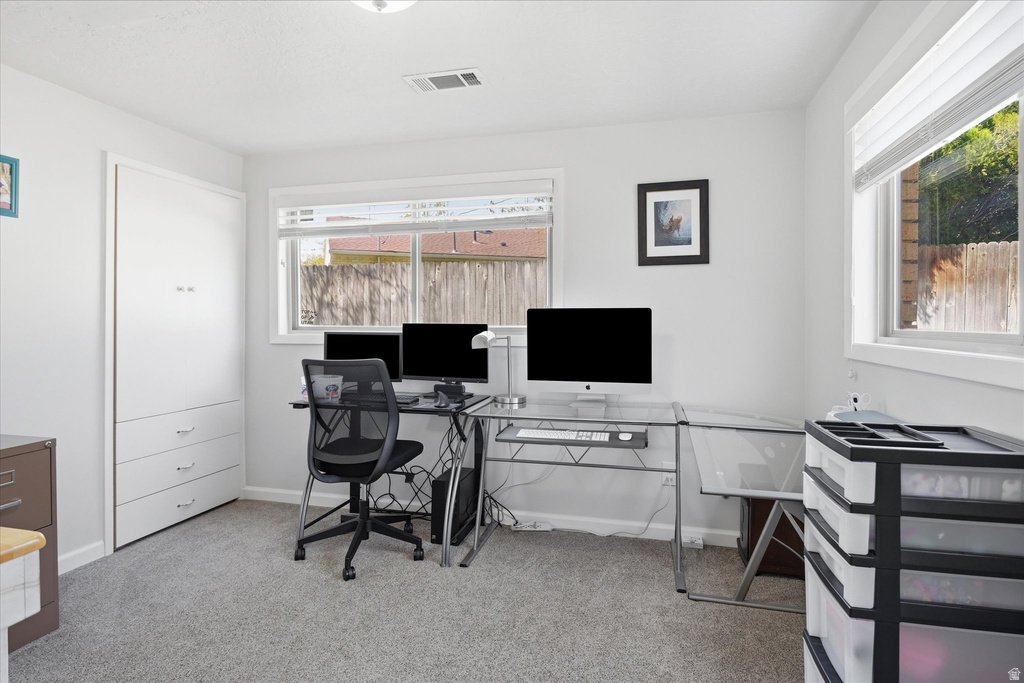 1347 E JUNIPER DR Logan, UT 84321