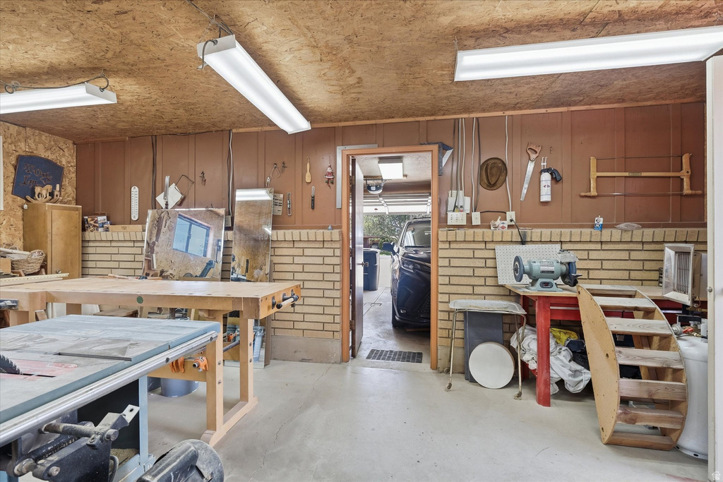 1347 E JUNIPER DR Logan, UT 84321