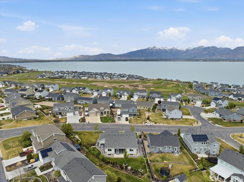 63 E BLISS DR Saratoga Springs, UT 84045