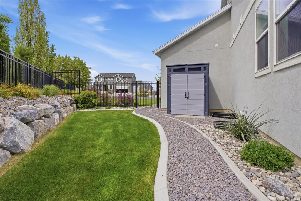 63 E BLISS DR Saratoga Springs, UT 84045