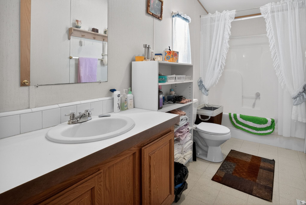 170 N 400 W Centerfield, UT 84622